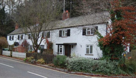 2 Bedroom End of Ter...